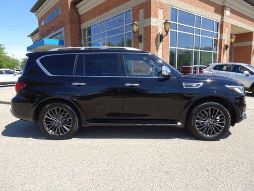 2022 INFINITI QX80 SENSORY AWD