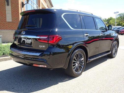 2022 INFINITI QX80 SENSORY AWD