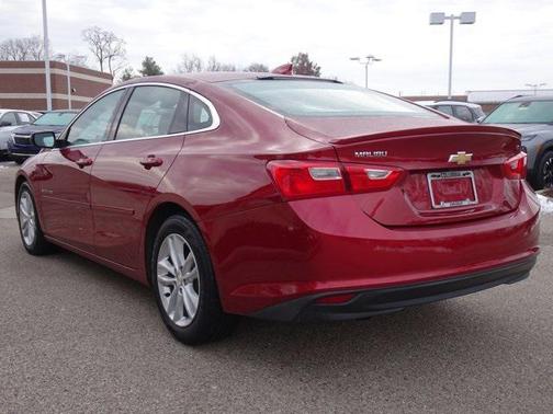 2017 Chevrolet Malibu 1LT