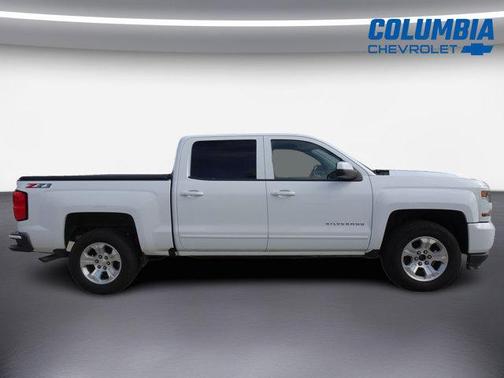 Summit White 2018 Chevrolet Silverado 1500 LT