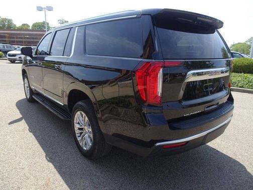 2021 GMC Yukon XL SLT