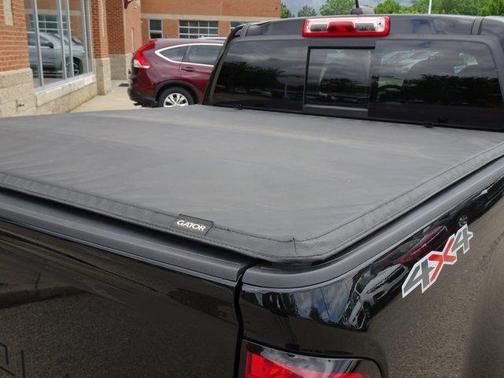 Black 2022 Chevrolet Colorado LT