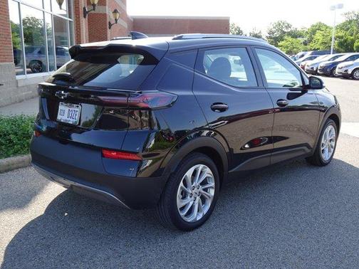 2023 Chevrolet Bolt EUV LT