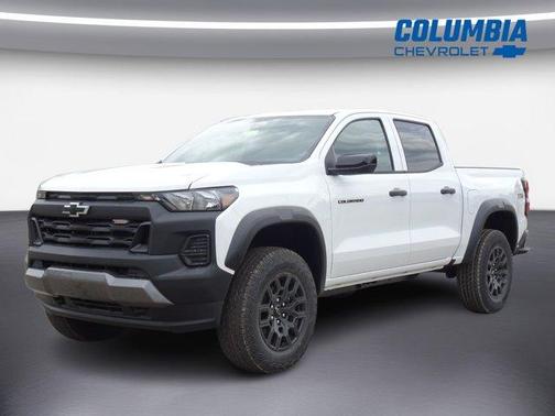 Summit White 2026 Chevrolet Colorado Trail Boss