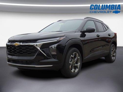 Mosaic Black Metallic 2026 Chevrolet Trax LT