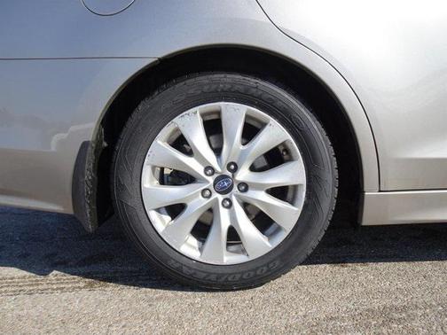 2015 Subaru Legacy Premium