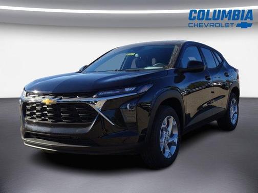 Mosaic Black Metallic 2026 Chevrolet Trax LS