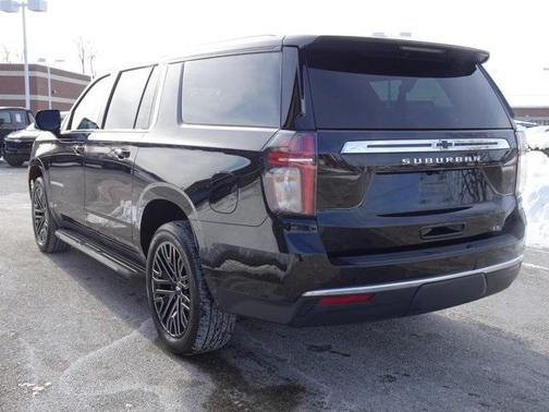 2021 Chevrolet Suburban LT