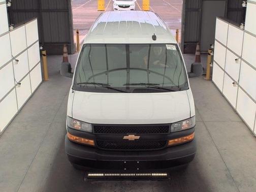 2024 Chevrolet Express 3500 LS