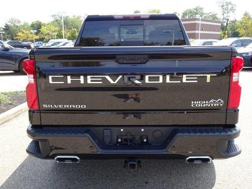 2022 Chevrolet Silverado 1500 High Country