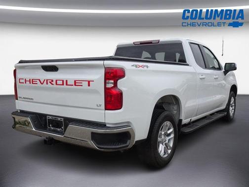 Summit White 2024 Chevrolet Silverado 1500 LT