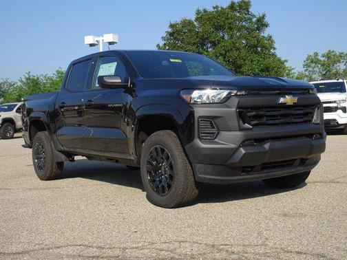Black 2026 Chevrolet Colorado WT
