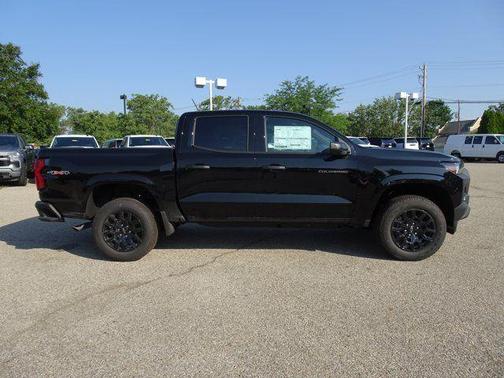 Black 2026 Chevrolet Colorado WT
