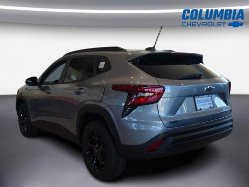 Sterling Gray Metallic 2026 Chevrolet Trax LT