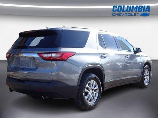 Steel Metallic 2019 Chevrolet Traverse LT Cloth