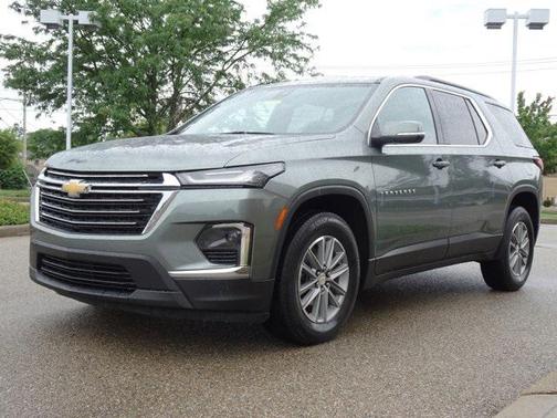 2022 Chevrolet Traverse LT Cloth