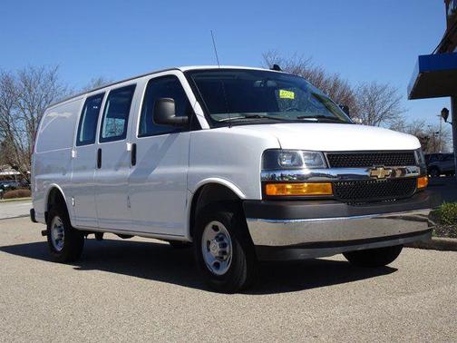 2024 Chevrolet Express 2500 RWD 2500 Regular Wheelbase WT