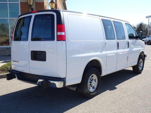 2024 Chevrolet Express 2500 RWD 2500 Regular Wheelbase WT