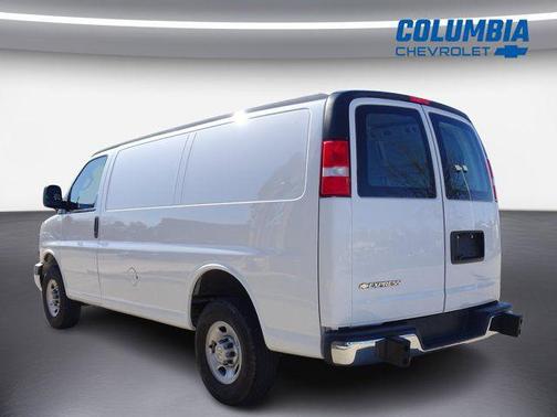 2024 Chevrolet Express 2500 RWD 2500 Regular Wheelbase WT