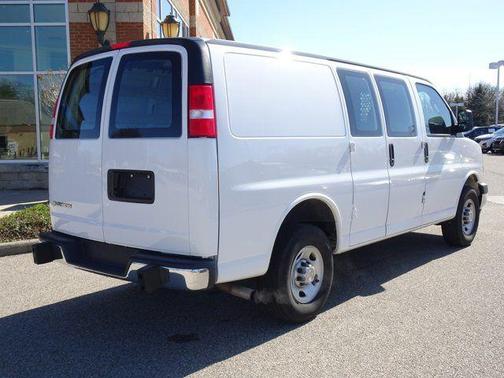 2024 Chevrolet Express 2500 RWD 2500 Regular Wheelbase WT