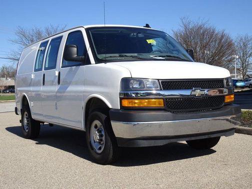 2024 Chevrolet Express 2500 RWD 2500 Regular Wheelbase WT