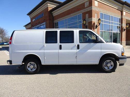 2024 Chevrolet Express 2500 RWD 2500 Regular Wheelbase WT