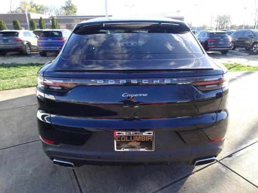 2022 Porsche Cayenne Cayenne