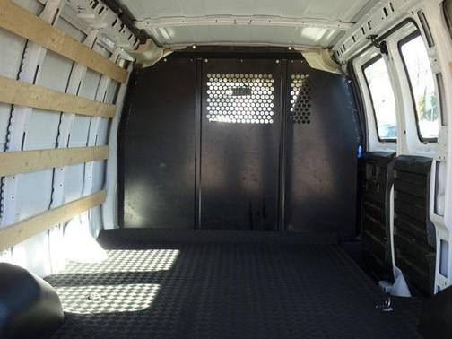 2023 GMC Savana 2500 Work Van