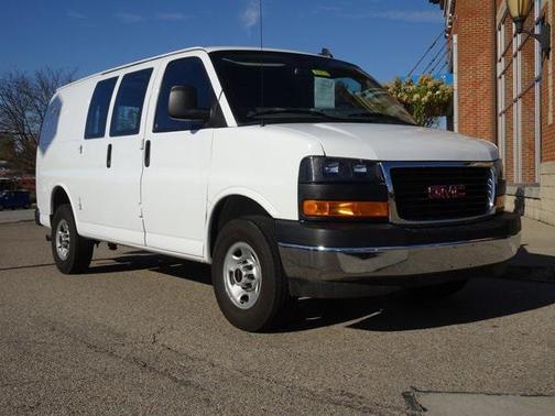 2023 GMC Savana 2500 Work Van