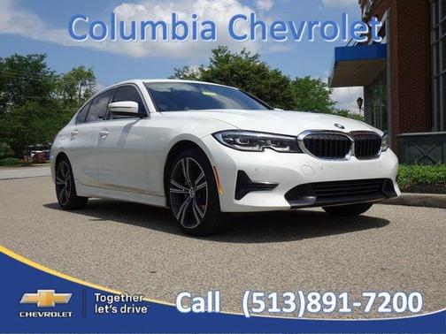 2019 BMW 330 i xDrive