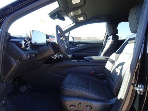 2025 Chevrolet Blazer EV AWD LT