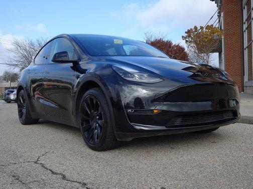2023 Tesla Model Y Long Range Dual Motor All-Wheel Drive