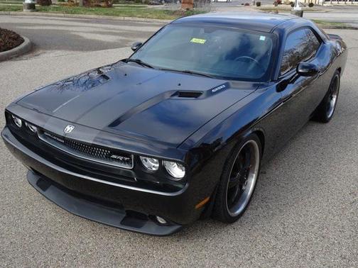 2010 Dodge Challenger SRT8