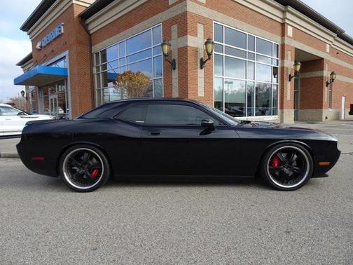 2010 Dodge Challenger SRT8