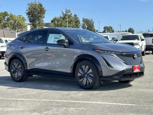 2025 Nissan ARIYA EVOLVE+