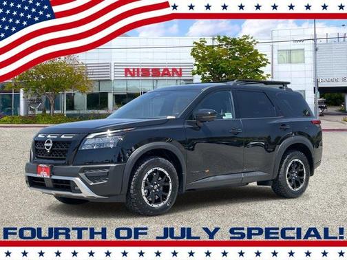 2025 Nissan Pathfinder Rock Creek 4WD