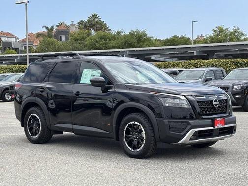 2025 Nissan Pathfinder Rock Creek 4WD