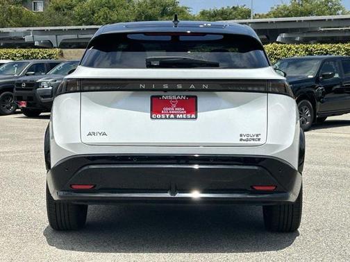 2025 Nissan ARIYA EVOLVE+