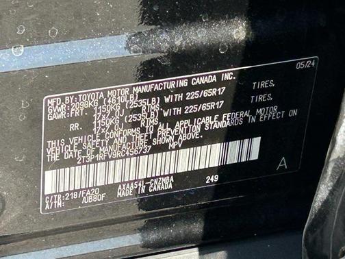 2024 Toyota RAV4 XLE