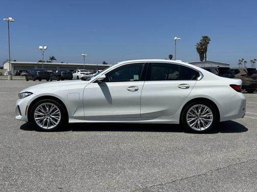2024 BMW 330e Base