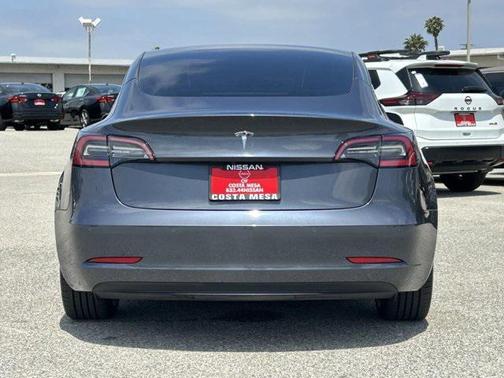 2022 Tesla Model 3 Standard Range