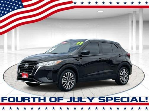 2022 Nissan Kicks SV