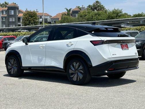 2025 Nissan ARIYA EVOLVE+