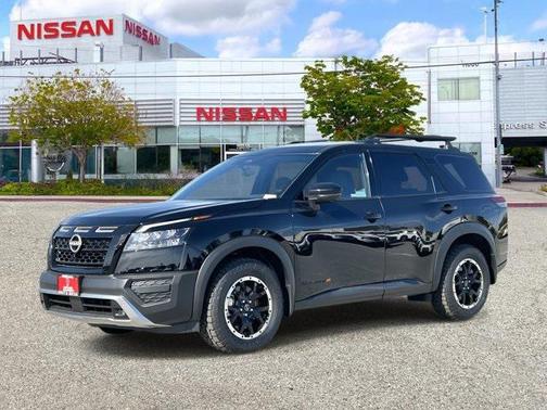 2025 Nissan Pathfinder Rock Creek 4WD