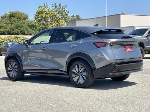 2025 Nissan ARIYA EVOLVE+