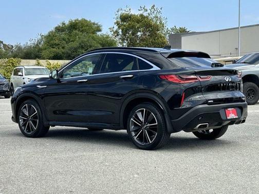 2022 INFINITI QX55 LUXE