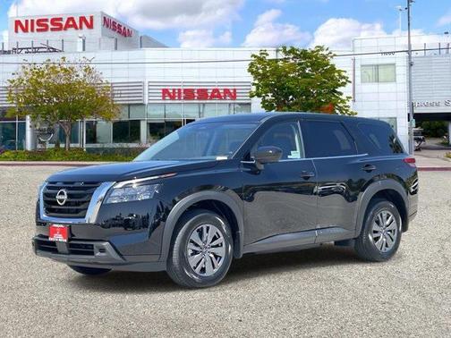 2025 Nissan Pathfinder S 4WD
