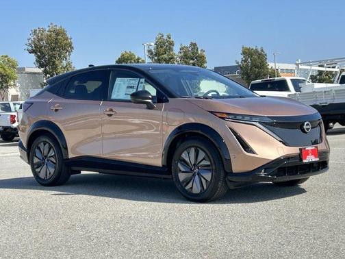 2025 Nissan ARIYA PLATINUM+