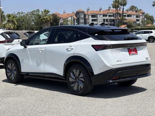 2025 Nissan ARIYA PLATINUM+