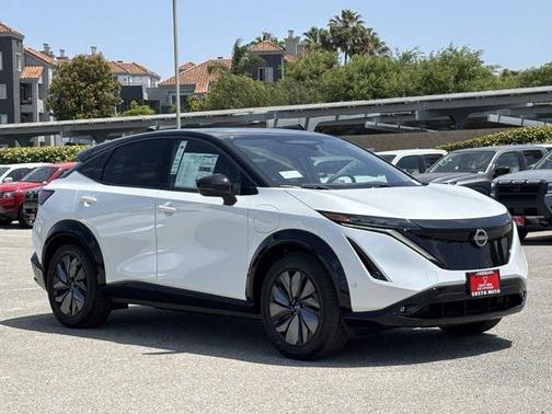 2025 Nissan ARIYA PLATINUM+